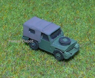 Land Rover Defender (green)